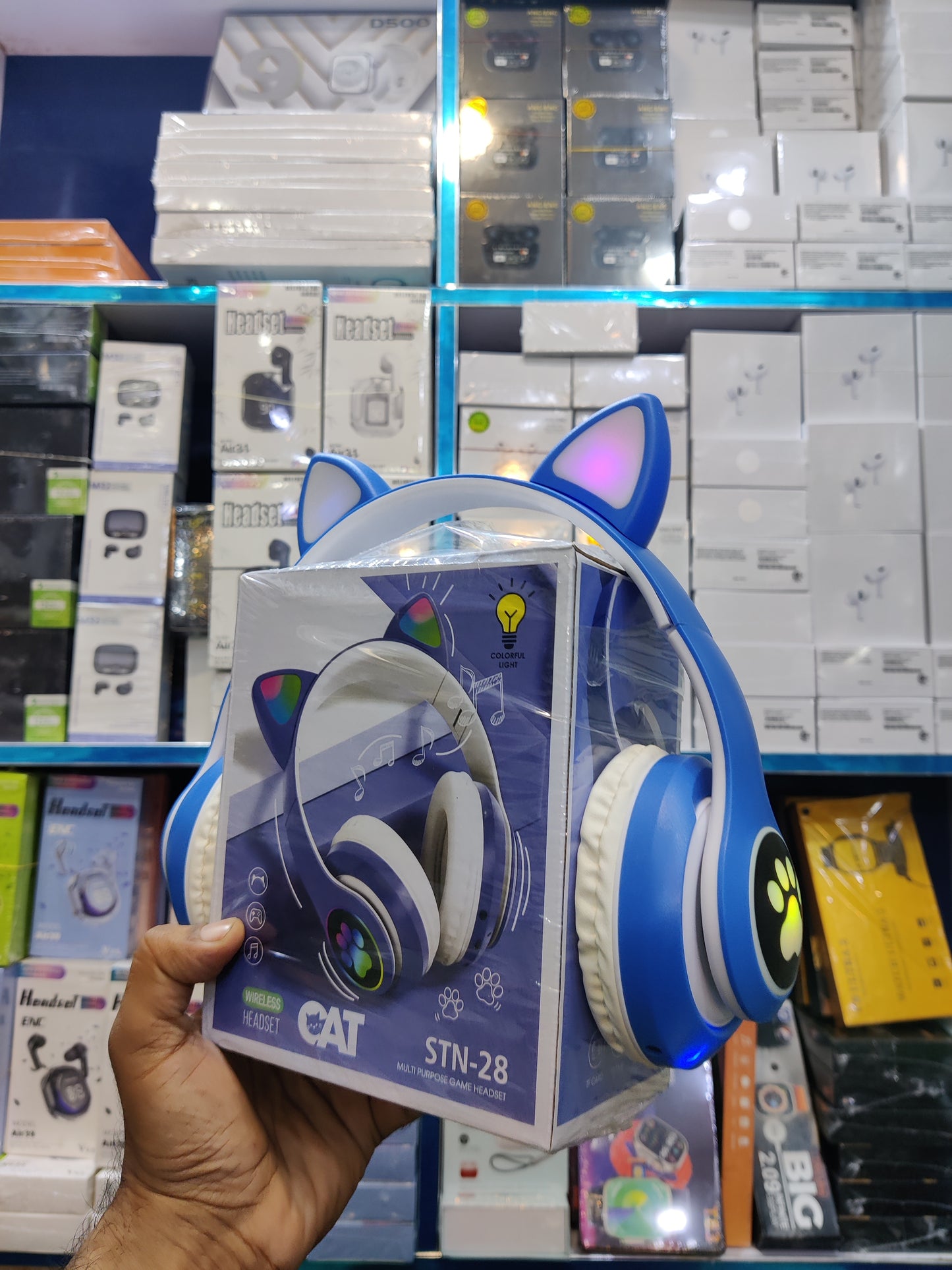 P39 Bluetooth Cat headphones
